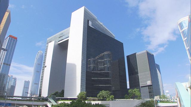 宏福苑盜竊案｜卓永興：已要求當局檢視進出屋苑流程　工人離場須搜身