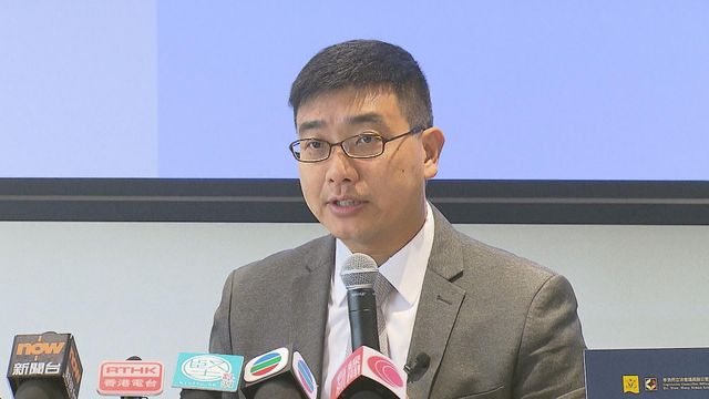 有議員稱有必要採取措施應對油價上升 包括臨時下調燃油稅 有議員稱有必要採取措施應對油價上升 包括臨時下調燃油稅