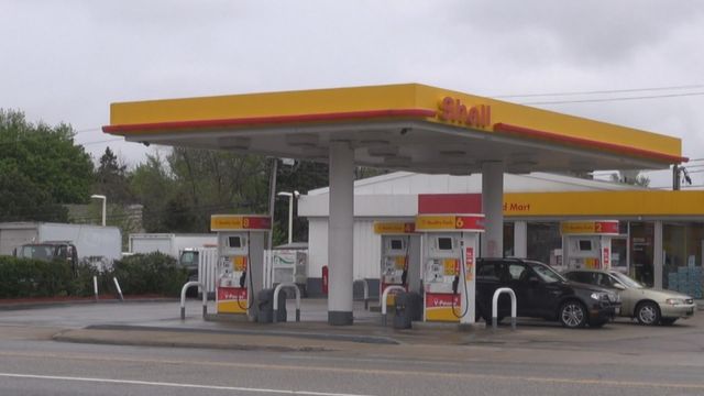 霍爾木茲海峽斷航　對油價衝擊有多大？｜美以襲伊朗．延伸閱讀