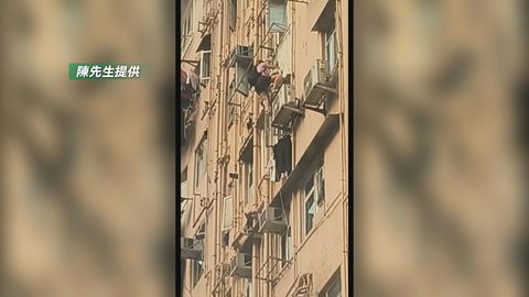 北角仁德大廈火警有住戶爬出窗外逃生　三人不適送院