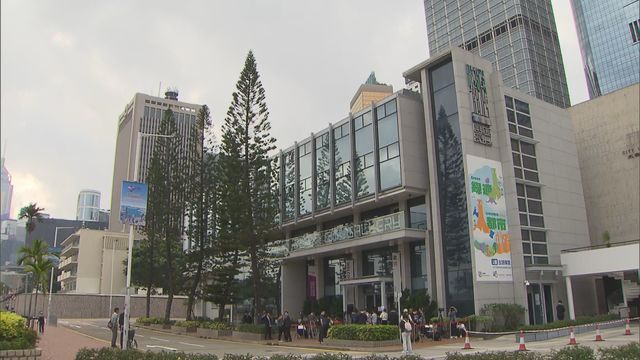 3rd hearing: FSD did not receive forms from Wang Fuk Court saying alarm system was deactivated