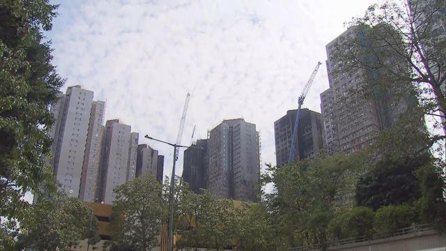 宏福苑五級火｜政府官員下午見傳媒　公布居民返回單位執拾安排