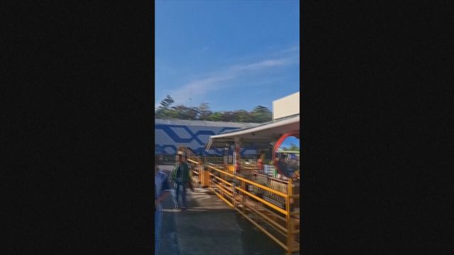 Indonesia earthquake kills one and damages buildings