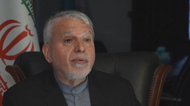 Senior Iranian official calls Donald Trump "delusional" after latest threat Senior Iranian official calls Donald Trump "delusional" after latest threat