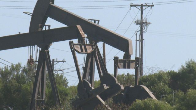 原油期貨價格續上升　升幅至少約1%