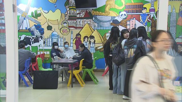 DSE exams kick off with Visual Arts DSE exams kick off with Visual Arts