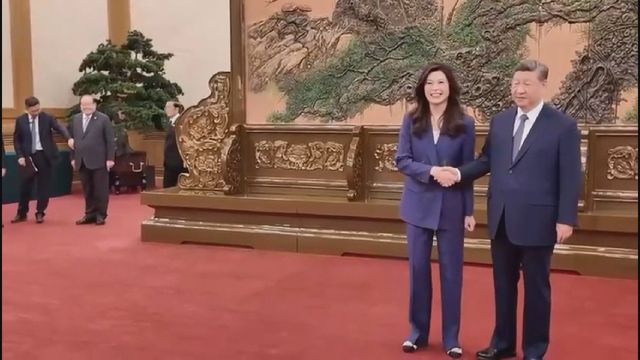 President Xi Jinping meets leader of Taiwan’s Kuomintang Cheng Li-wun President Xi Jinping meets leader of Taiwan’s Kuomintang Cheng Li-wun