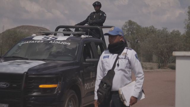 Canadian tourist killed by gunman at Mexican pyramid