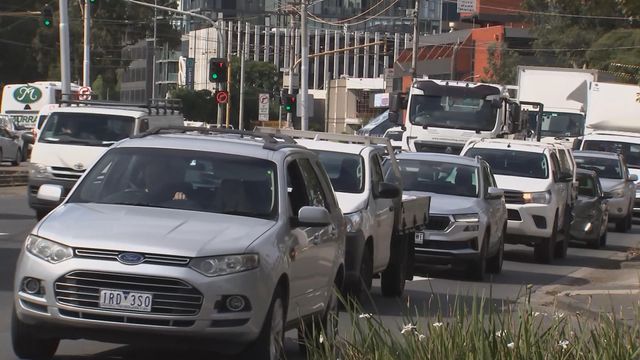 澳洲維州宣布退還20%汽車登記費　料庫房減少約7.5億澳元收入