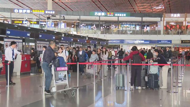 Mainland Golden Week travel surge in Beijing & Guangzhou