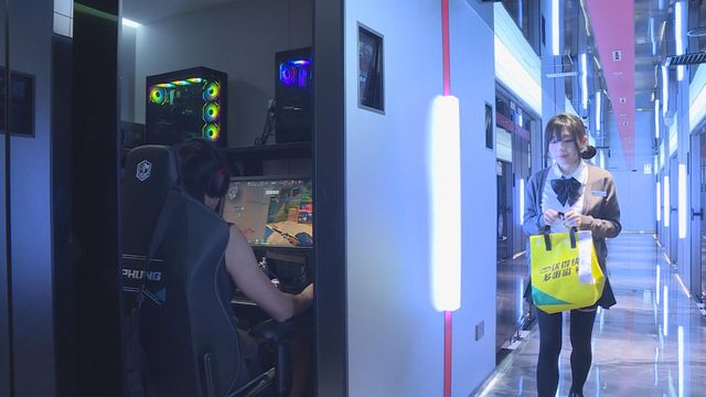 內地品牌網吧進駐旺角　負責人：香港是出海首選｜財經透視‧延伸閱讀