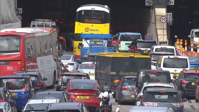 Tunnel tolls discount for commercial vehicles starting this Sunday
