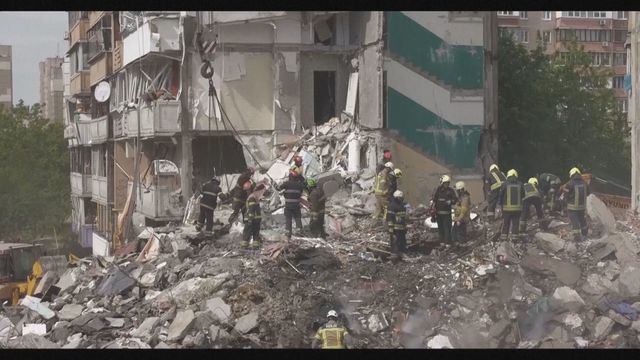 Russia unleashes deadly attacks on Kyiv 