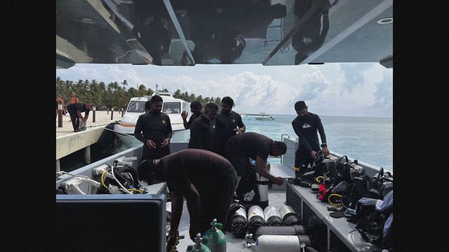 Maldivian diver dies while searching for missing bodies Maldivian diver dies while searching for missing bodies