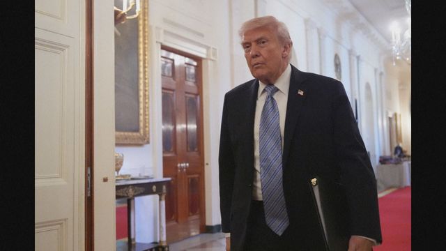 Trump warns "clock ticking" for Iran 