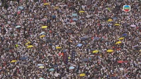 民陣公布有103萬市民參與反修例遊行 警方稱最高峰有24萬人