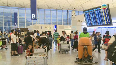 執達吏機場宣布即將執行禁制令 清理任何阻礙機場運作人士